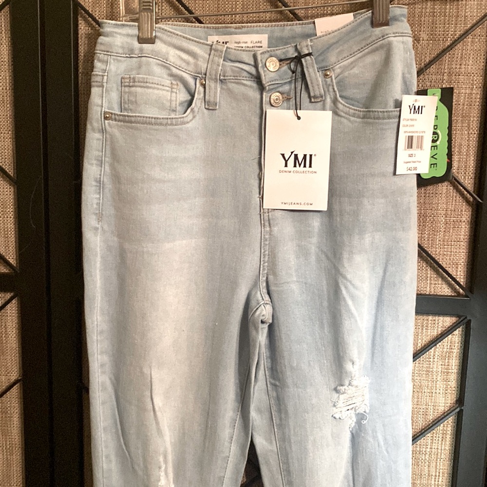Y M I DENIM COLLECTION NEW SIZE 3 HIGH RISE FLARE LIGHT DENIM NEW